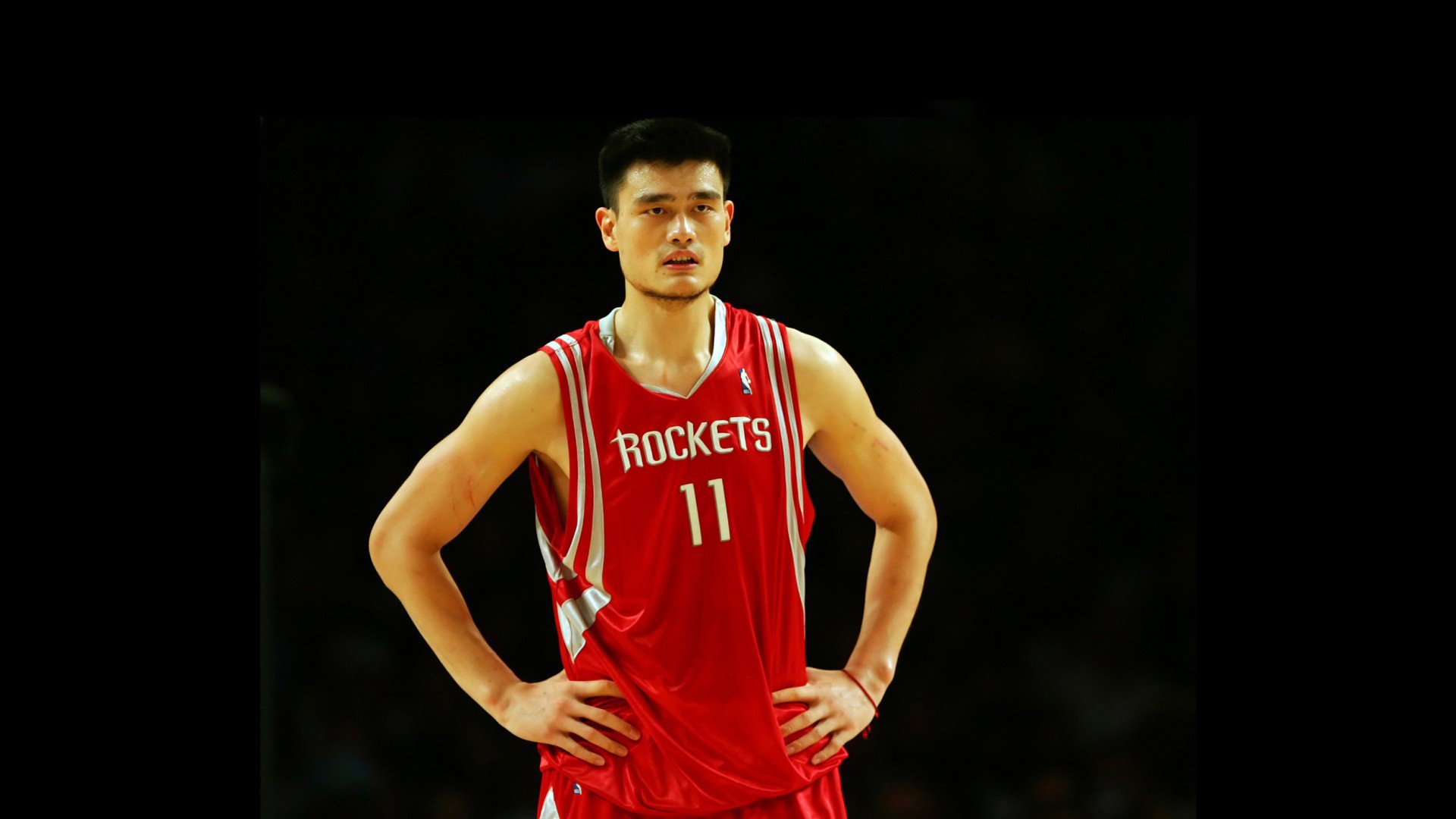 奇迹之夜!阿联酋2-1逆转匈牙利,归化天王奥斯梅恩梅开二度主导生死战